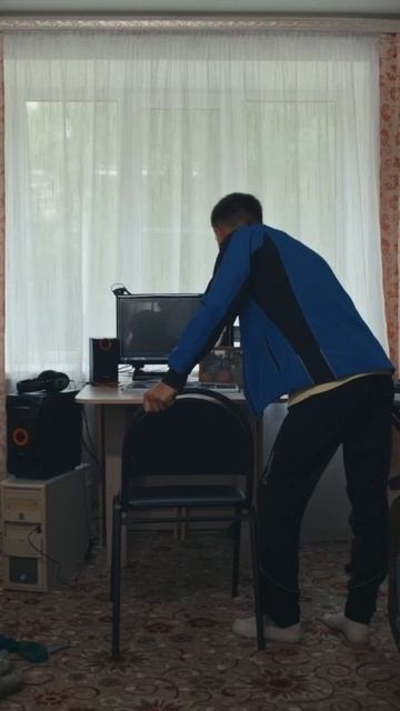 Повздорил со старшим братом 💪