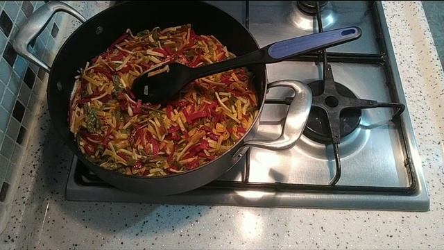 Erişte pilavı tarifi / жареная лапша по Турецкий