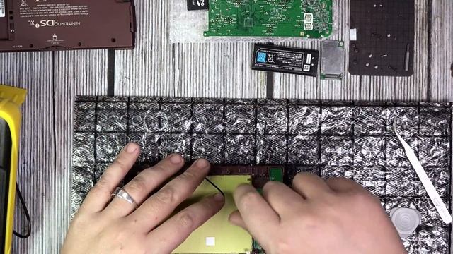 Nintendo DSi XL не включается//Консоль от подписчика