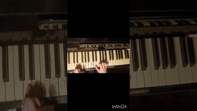 Урок 6.Аккорды от белых клавиш. Прием арпеджио.Трезвуч?