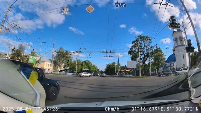 Таксі 5333, номер авто СВ5931ЕО, порушення правил ПДД
