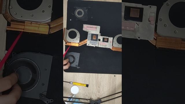 Lenovo legion 17 чистка та заміна термопасти