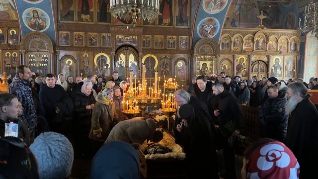 Прощание с Батюшкой Илием в Казанском Соборе Оптиной ?