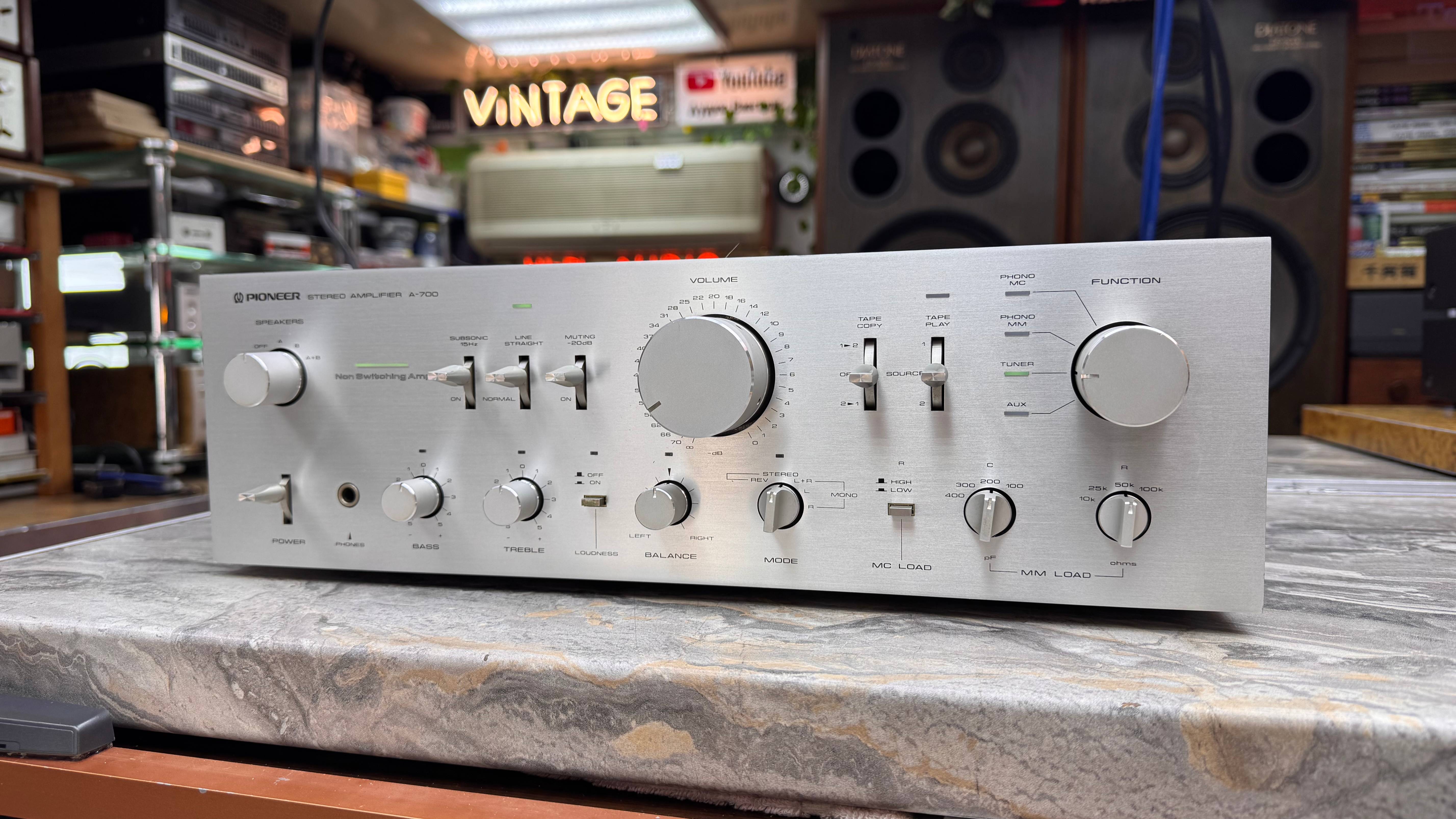 Pioneer A-700