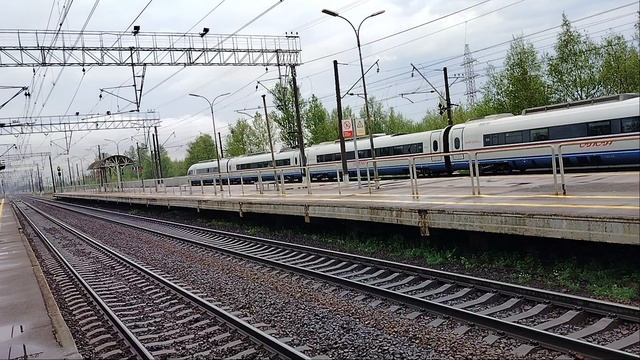 23 мая 2025 г. Высокоскоростной Электропоезд Сапсан ЭВС1-14 Следует с резервом Славянка
