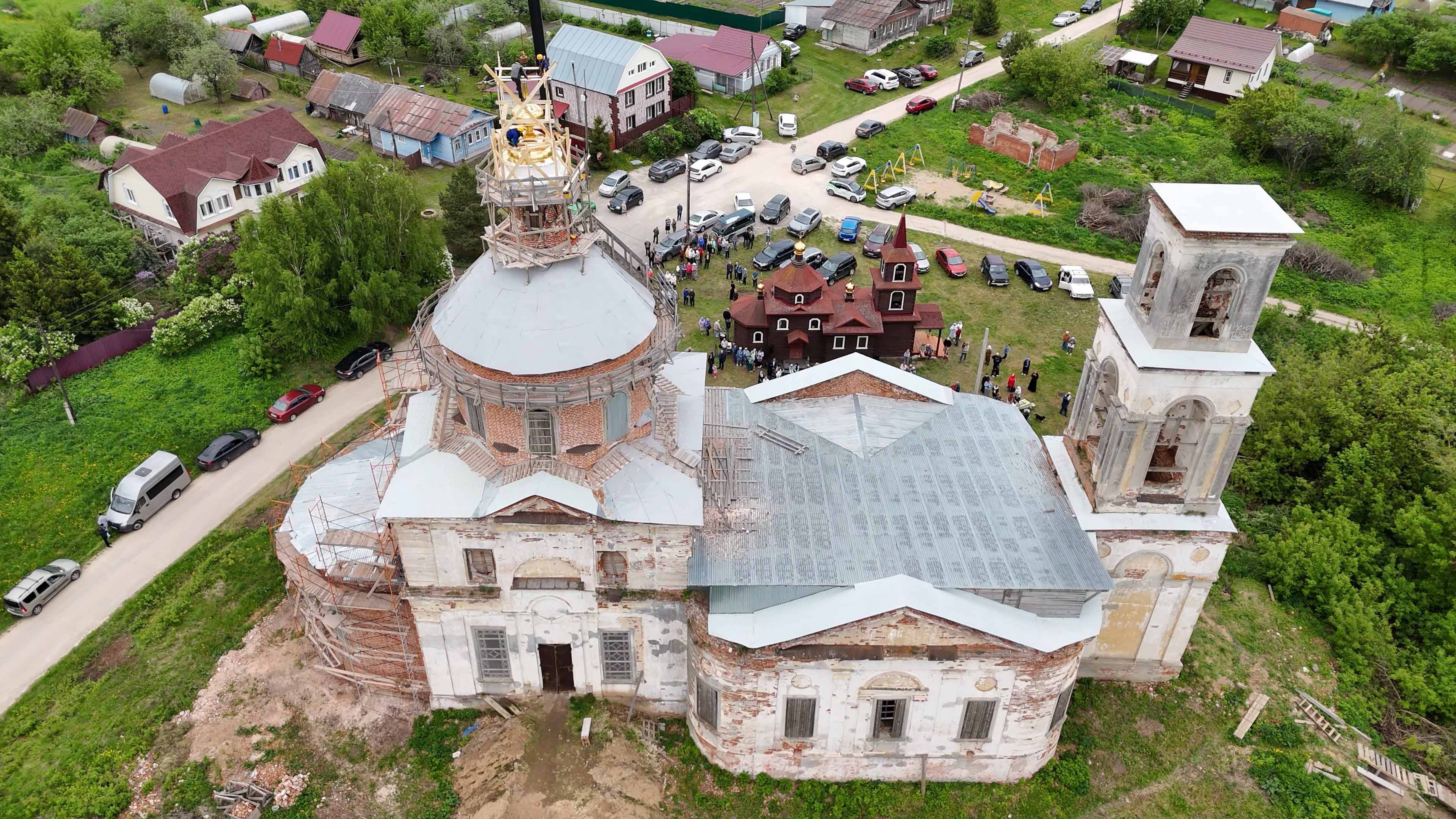 Возвращение утраченного. Освящение креста и купола Вознесенского храма