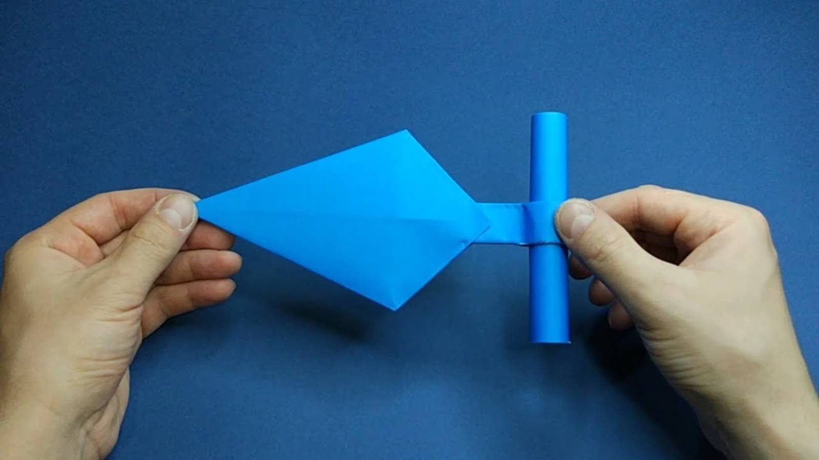 Тычковый нож из бумаги А4, легкое оригами. A4 paper opener, light origami.