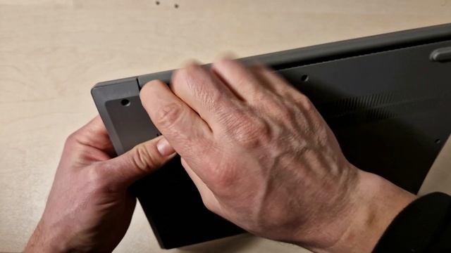 Ноутбук Lenovo IdeaPad 3. Смотрим, что внутри