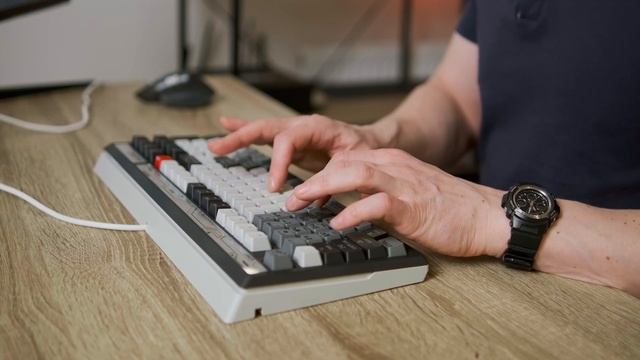 Огляд Bloody B950 RGB: стильна ігрова клавіатура з надійними