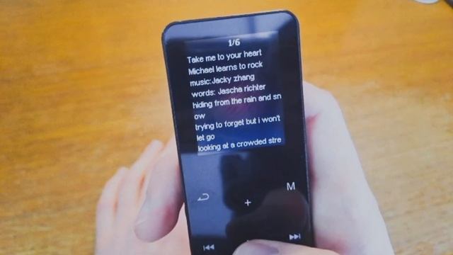 Распаковка Mp3 плеера с AliExpress без комментариев (почти)