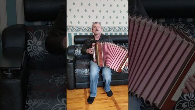 Никто тебя не любит так как я.