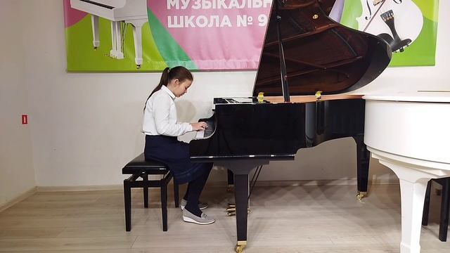 Травкина Мария, 8 лет. И. Беркович Вариации на тему р. н. п., И. С. Бах Ария ре минор