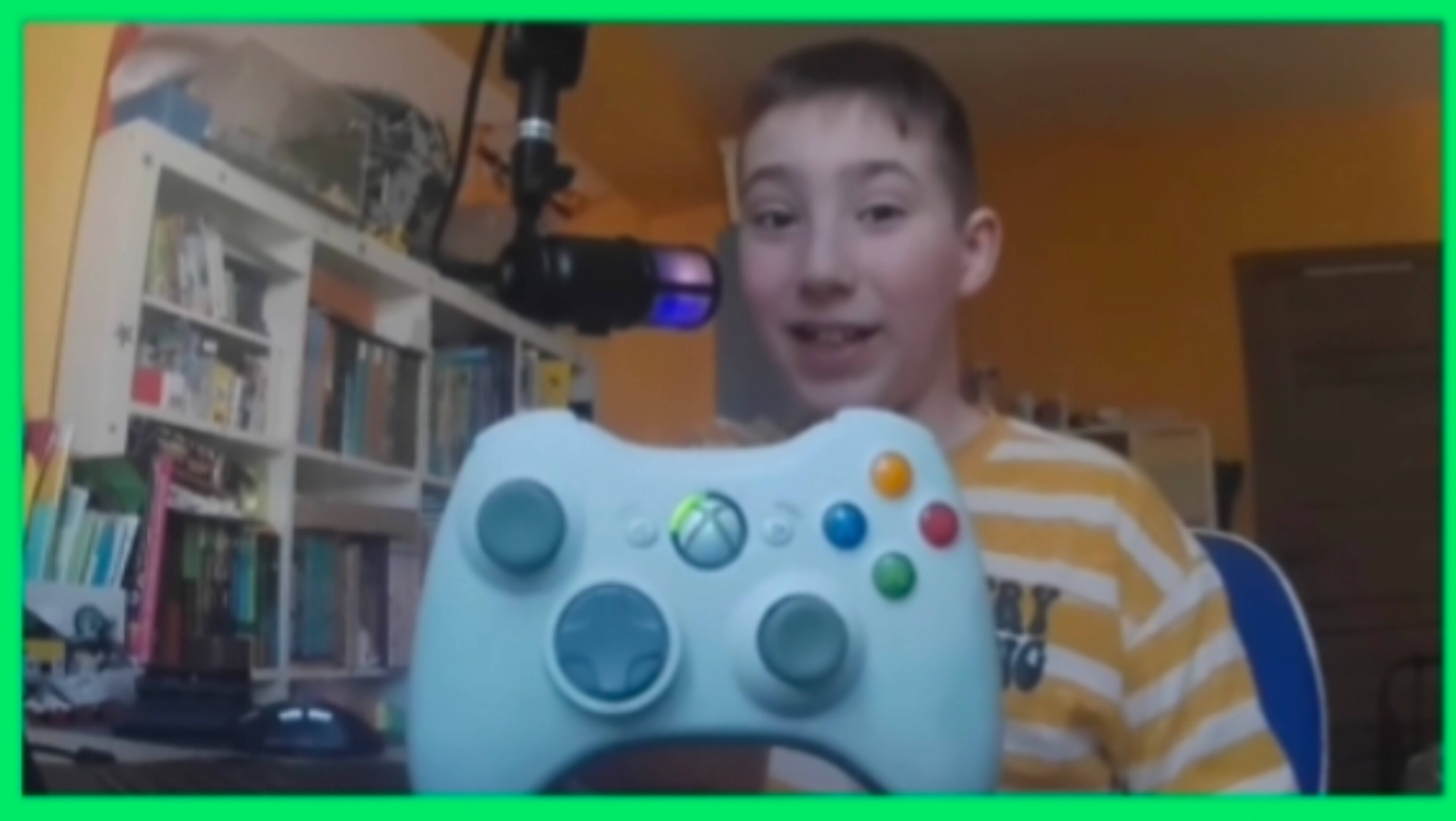 🎮Играю на ДЖОСТИКЕ в ROBLOX. Впервые на канале БЛОГЕРА!
