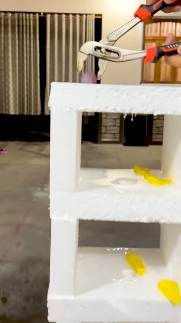 Hot ball vs Styrofoam and balloons