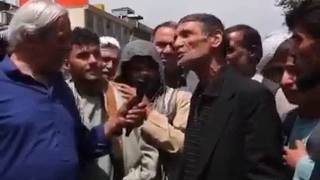 МАН АЗ БЕГОНАГОН ХАРГИЗ НА НОЛАМ...