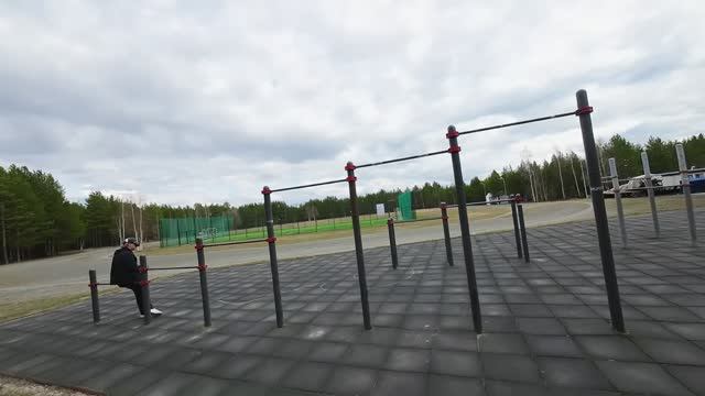 Стадион в 43 микрорайоне