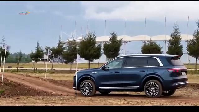 AITO_M8_от_Huawei__Всё,_теперь_немецким_кроссоверам_точно_конец