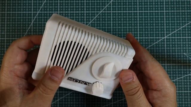 Модель-игрушка винтажного радиоприемника Silvertone 9001 на
