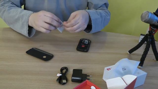 Телефон для связи за 790р можно детям подарить