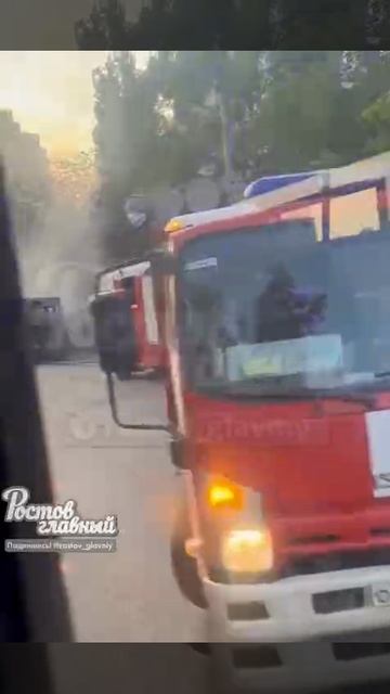 ГОРЕЛ АВТОБУС: по улице Вятская во время движения загорелся автобус. Пострадавших нет.