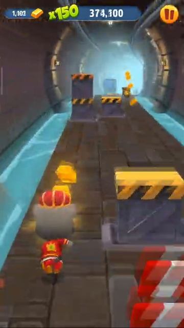 TALKING TOM GOLD RUN - BOSS RACCOON vs KING TOM #Shorts