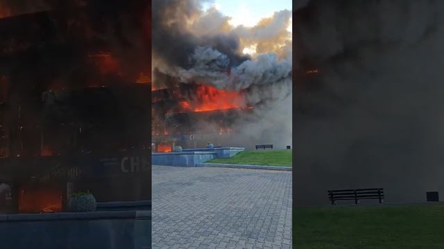 В Хабаровске сгорел Краевой музыкальный театр.... Огро?