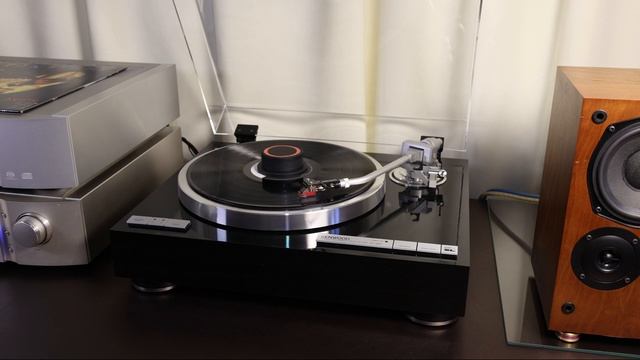 Kenwood KP 990 (пример звучания), композиция Kiss and Tell - Bryan Ferry