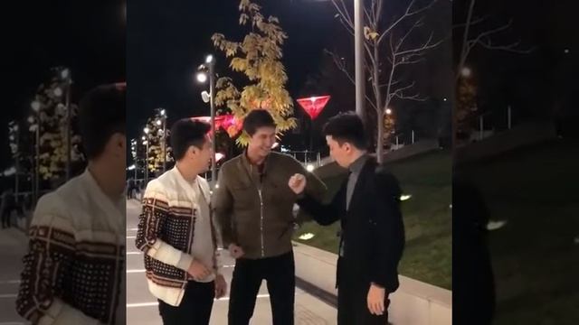 Когда друг Хитрожопый Подкаблучник...