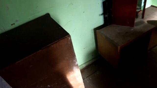 Купил заброшку в лесу. Навожу марафет, планирую восста