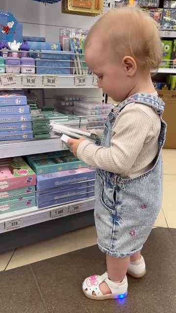 Поход за покупками . Тяжелый выбор #дети  #рекомендации  #ребенок  #baby  #блогер  #тренды  #kids