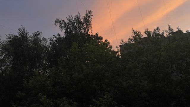 вот такая красота за окном в 04:05