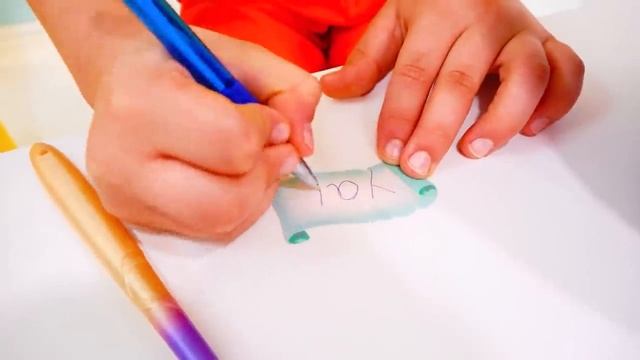 Влад и Никита Влад и Никита показывают фокусы и создают новые игрушки