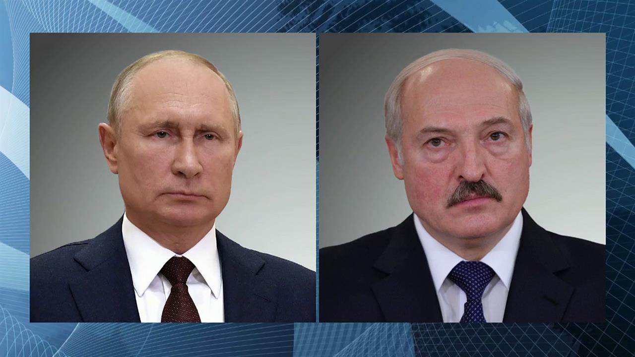 Владимир Путин поздно вечером позвонил президенту Белоруссии Александру Лукашенко