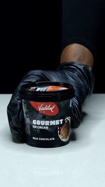 Dairy Milk Silk Bubbly Milkshake Recipe #shorts