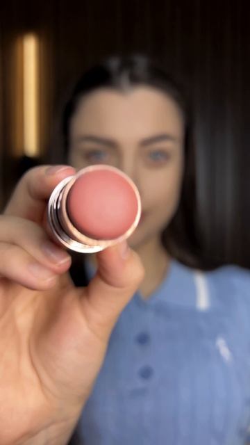 использовала👇🏼
бальзам shik
карандаш luxvisage
румяна Anastasia Beverly Hills