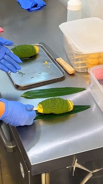 GbzXEHXKWN0 - 京都で話題の抹茶モンブラン芋だんご！嵐山にある「金ノ華」#京都グルメ #japanesefood #japantravel