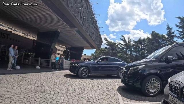 Сумасшедшая Ялта...май 2025..на велике по городу.
