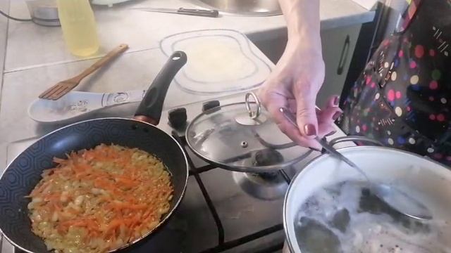 Куриный суп с вермишелью