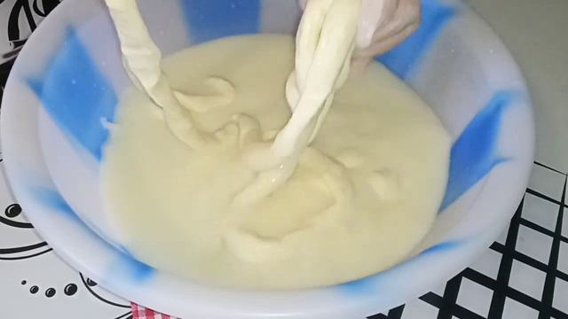 Сыр сулугуни чечил  სულგუნის ჩეჩილი