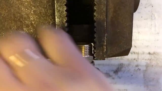 Как правильно намотать лён на резьбу