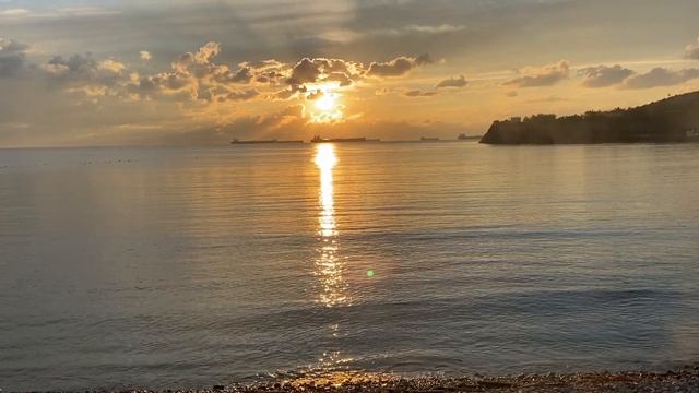 ЗАКАТ от ДУШИ в ГЕЛЕНДЖИКЕ. ГОЛУБАЯ БУХТА. 23 СЕНТЯБРЯ 2021