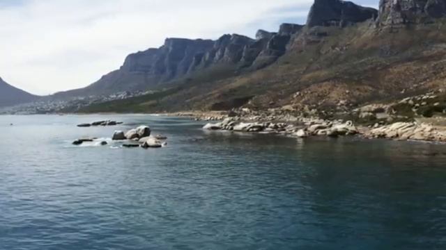 Рыбак нашел в море потерянный фотоаппарат. Увидев сни?