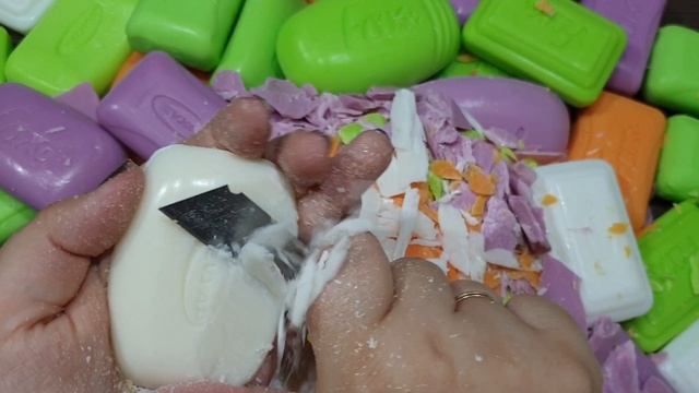 CUTTING DRY AND CRUNCHING SOAP asmr | АСМР резка сухого хрустящего мыл?