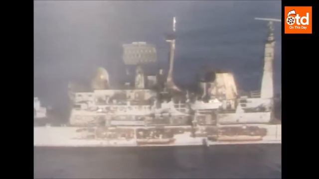 Сгоревший корпус HMS Sheffield