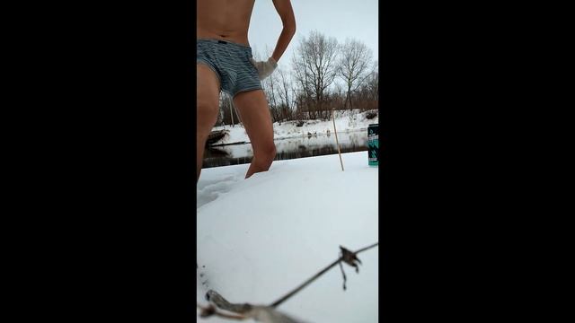 Ушёл под лёд