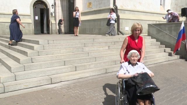 5-2025.05.25 День Рязанского района отметили у храма Преподобного Сергия Радонежского. Награждение.