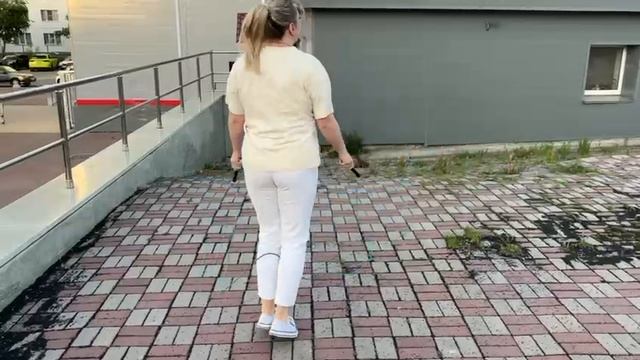 Прыгаем на скакалке:-)