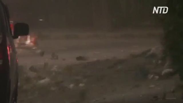 Пыльная буря обрушилась на Лахор 8 погибших