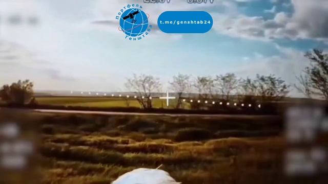 Российские бойцы ГВ "Центр" поражают различную технику противника !!!