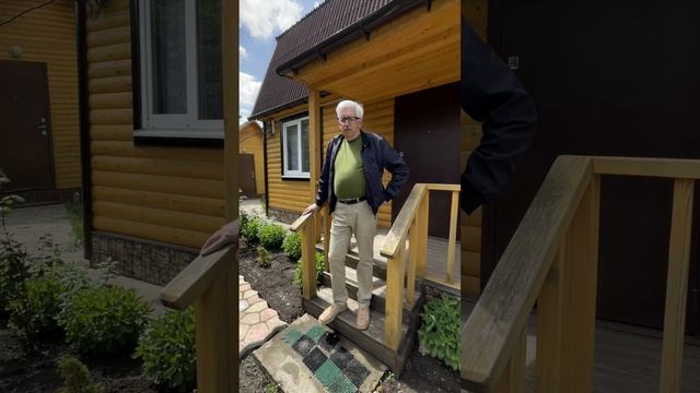 🌳 Поэтический взгляд на жизнь в загородном раю: стихи и реальность!